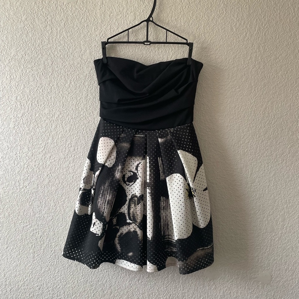 Trina Turk Jordan Fit and Flare Strapless Dress